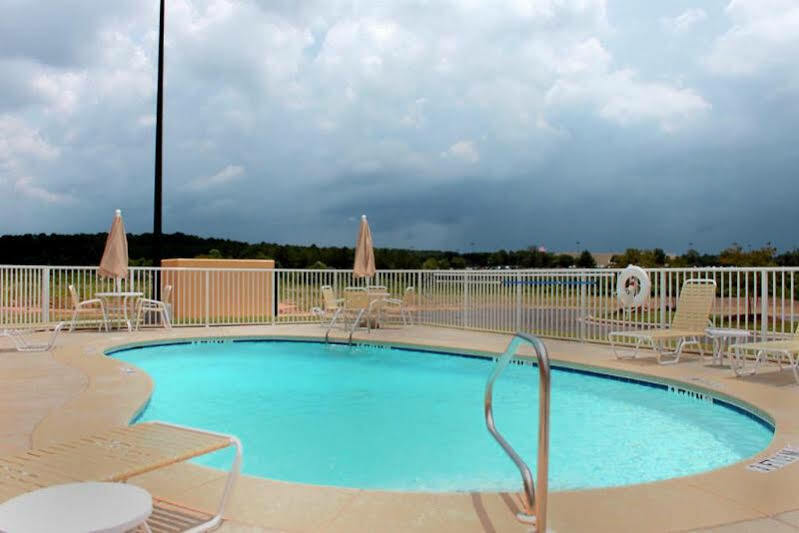 Best Western Dothan Inn&Suites Exterior foto